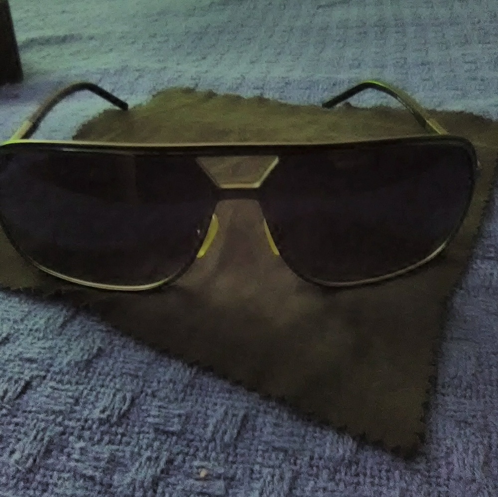 Christian Dior Homme Sunglasses - Picture 2 of 7